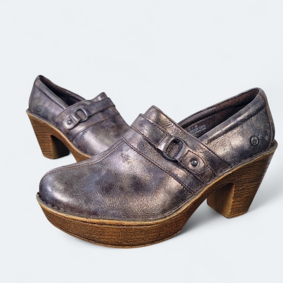 BORN Bronze Leather Distressed Platform Clogs Wood Grain Heels Booties Size 10 - Picture 1 of 17